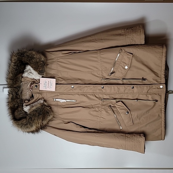 Giolshon Jackets & Blazers - Giolshon Beige Winter Coat/Jacket/Parka